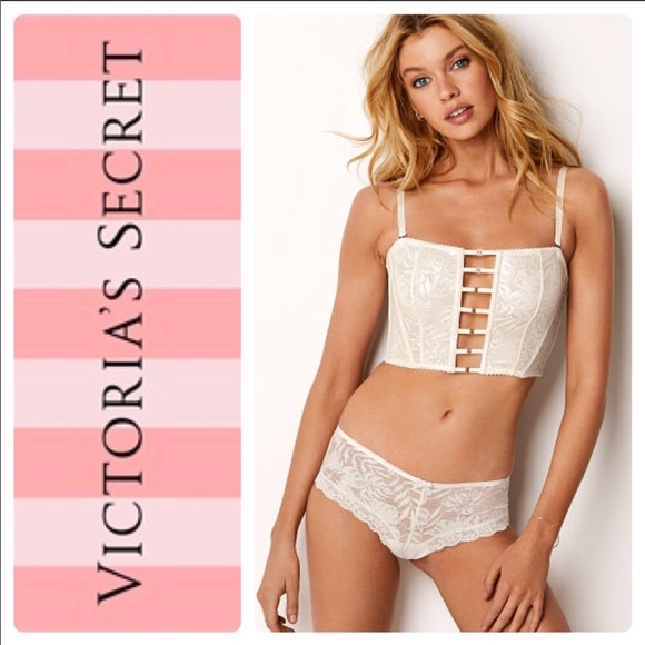 VS Very sexy cheeky in Gorgeous Palm print lace. - Picture 2 of 8